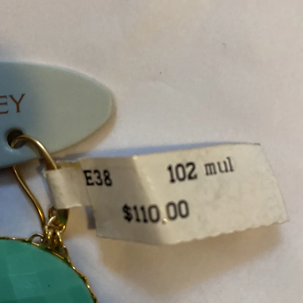 NWT chandelier earrings - Picture 5 of 7